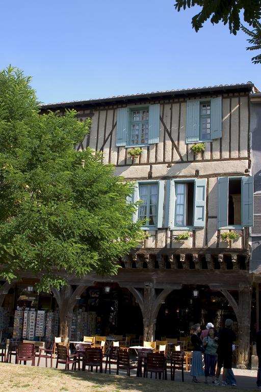Hotel Le Commerce Mirepoix  Esterno foto
